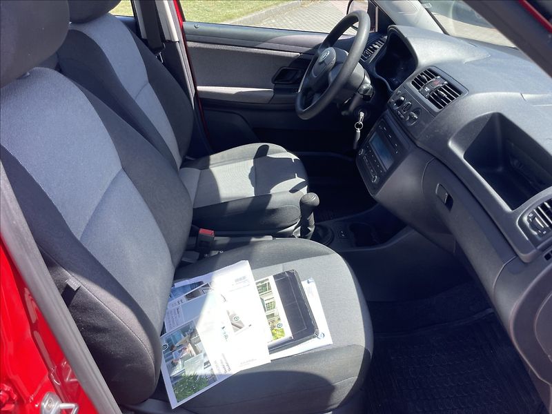 Škoda Fabia 1,4 i 63kw Klima ESP 1maj, po - fotka 16 z 33