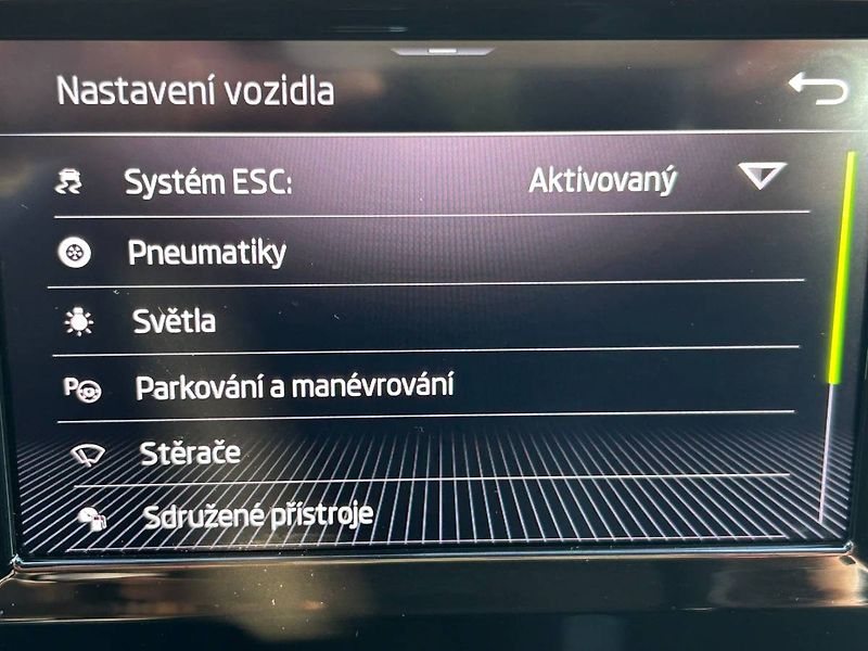 Škoda Kamiq (2022) 1.0 TSI 70 kW LED manuál - fotka 20 z 33