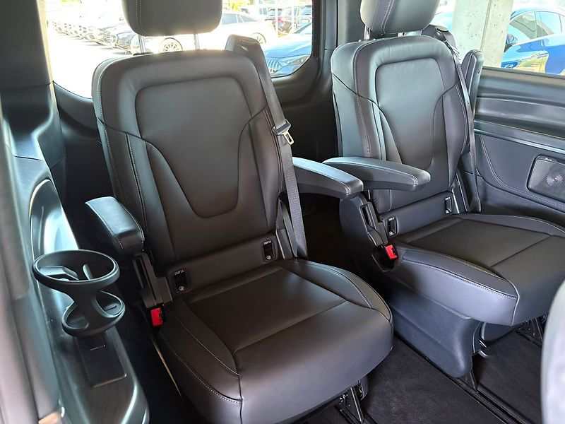 Mercedes-Benz Třídy V 300d 4MATIC Exclusive Long DPH - fotka 18 z 29