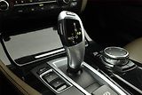 BMW Řada 5 (2015) Individual 530d xDrive, 4X4 - náhled 17