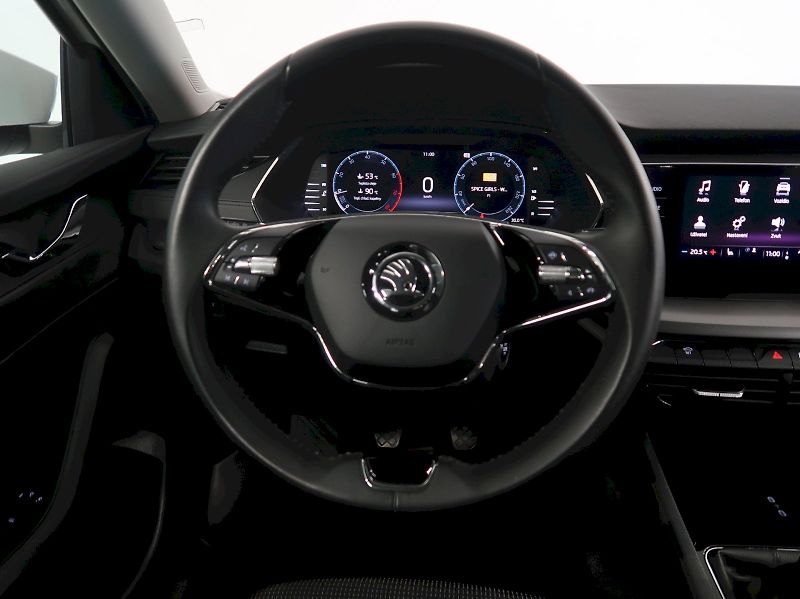 Škoda Octavia (2024) AMBITION 1.5TSI 110KW - fotka 16 z 36