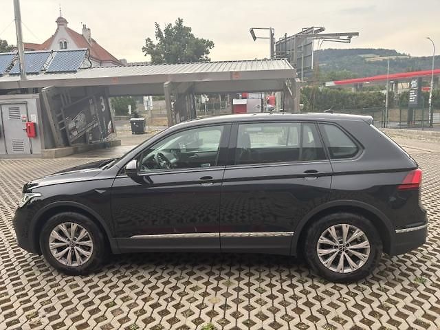 Volkswagen Tiguan (2021) Volkswagen Tiguan 1.5 TSI 110  - fotka 4 z 10