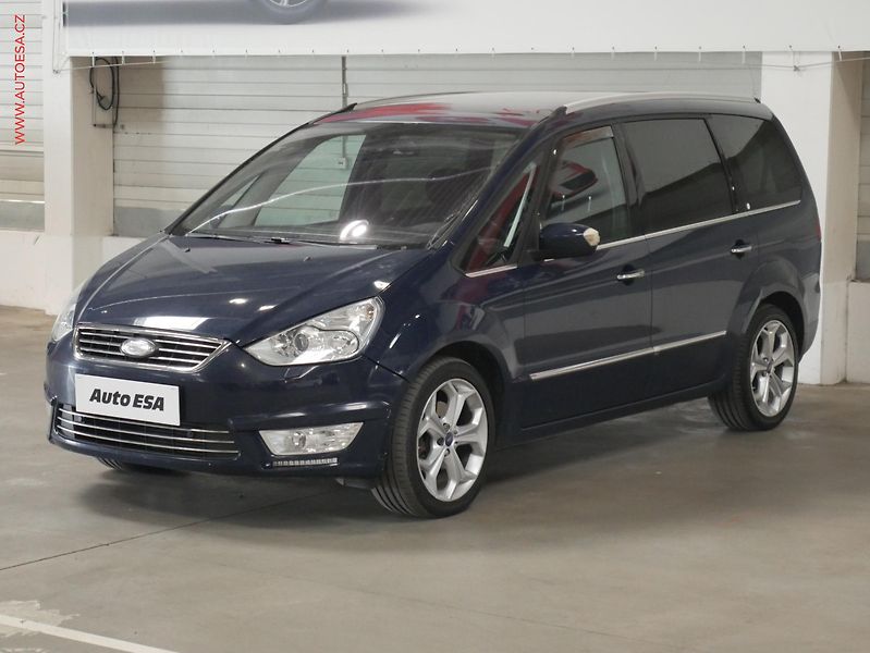 Ford Galaxy (2011) 2.2 TDCi, ČR, Ghia, panor - fotka 3 z 20