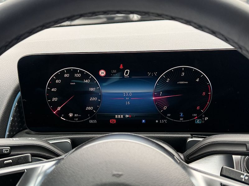 Mercedes-Benz GLB 200 d 4MATIC Progressive E - fotka 17 z 34