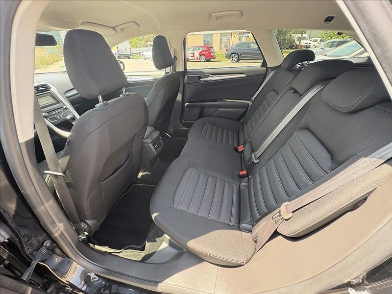 Ford Mondeo 2,0 TDCi110kW,Led,ACC,Nav,Výhř - fotka 32 z 41