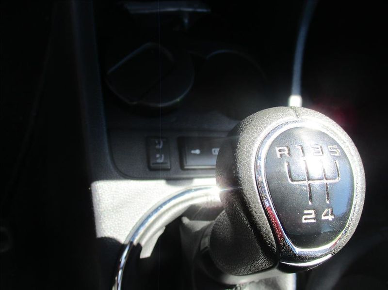 Škoda Roomster 1,2 TSi, aut.klima, serv.kn. - fotka 19 z 34