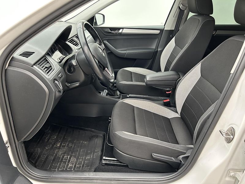 Škoda Rapid 1.0 TSI  Ambition   Plus - fotka 6 z 25