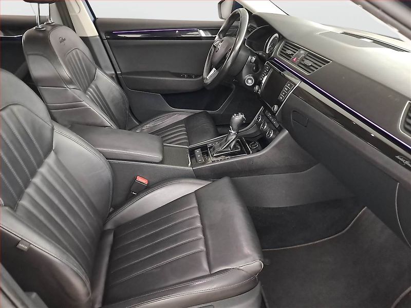 Škoda Superb (2016) Laurin&Klement 2.0 TDI - fotka 9 z 24