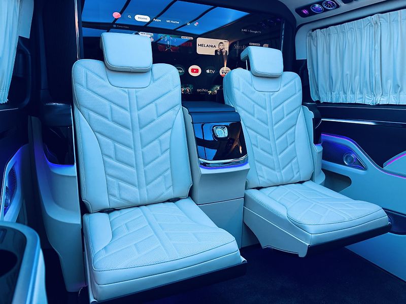 Mercedes-Benz Třídy V (2025) 300d*MAYBACH* - fotka 38 z 50