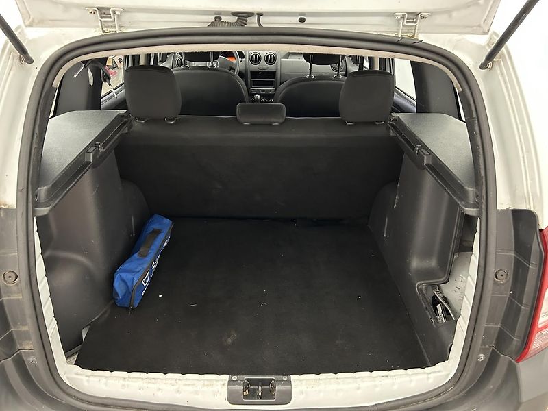 Dacia Duster 1.6   Access - fotka 18 z 21