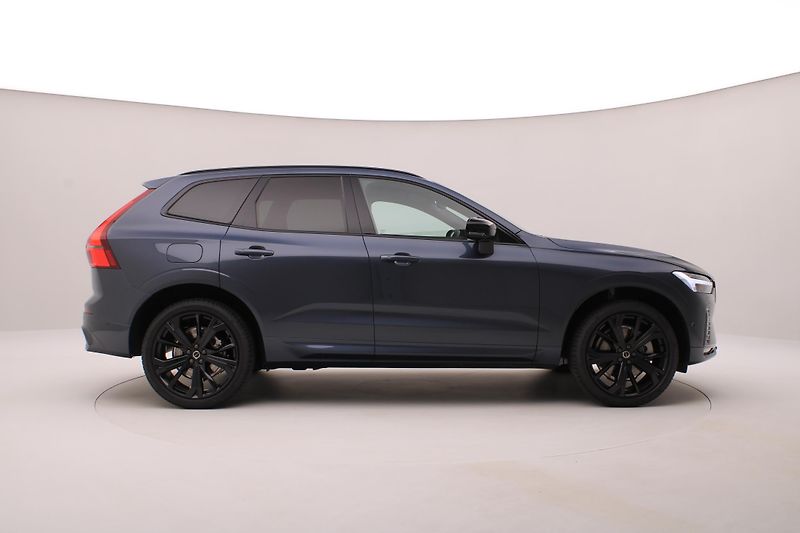 Volvo XC60 (2026) B5 AWD AUT ULTRA BLACK EDITION - fotka 13 z 70