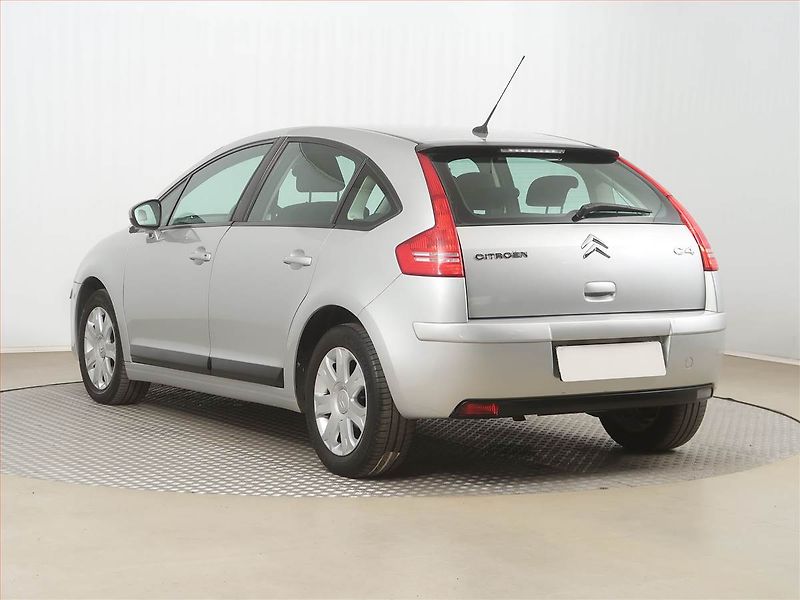 Citroën C4 (2010) 1.4 16V, nová STK, CZ doklady - fotka 4 z 14