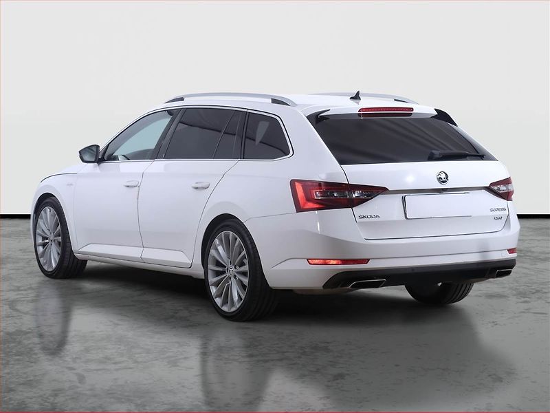 Škoda Superb (2016) Laurin&Klement 2.0 TSI - fotka 4 z 30