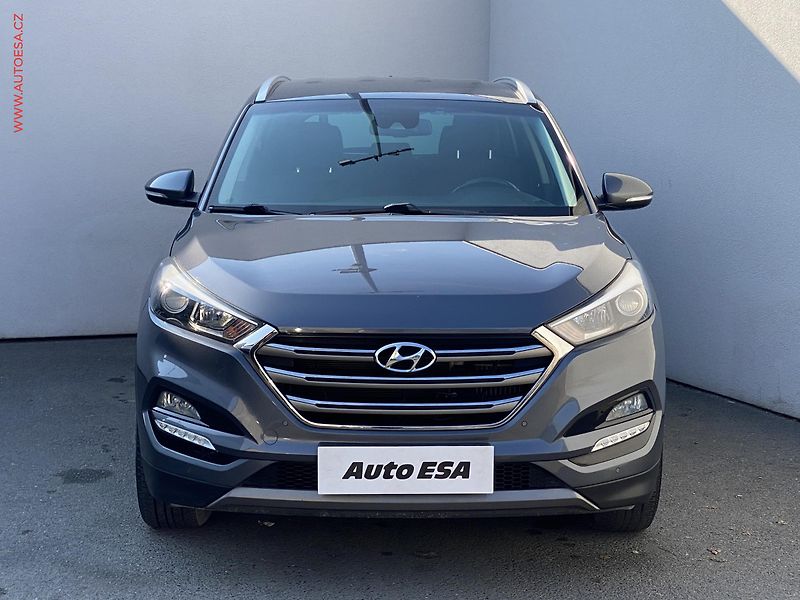 Hyundai Tucson (2016) 1.7 CRDi, Navi - fotka 2 z 19
