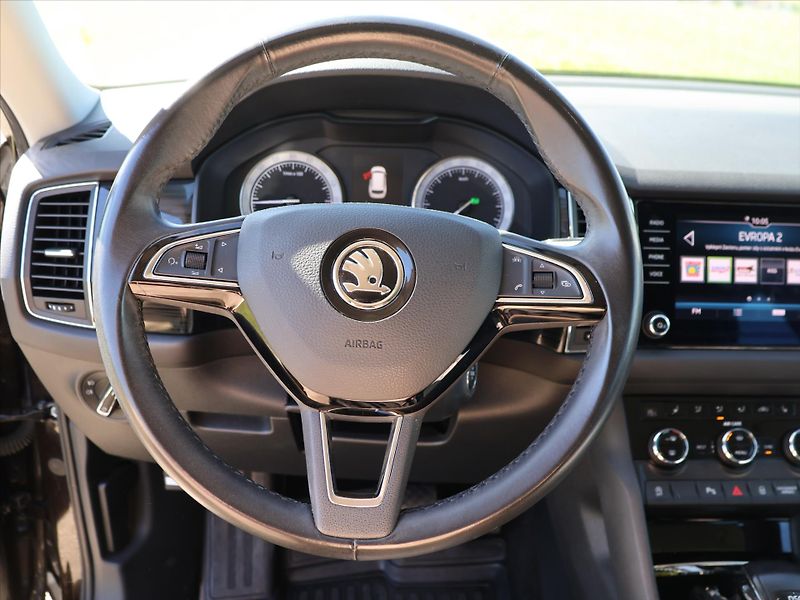 Škoda Kodiaq 2,0 TDI 140kW 4x4 DSG CZ Style - fotka 20 z 41
