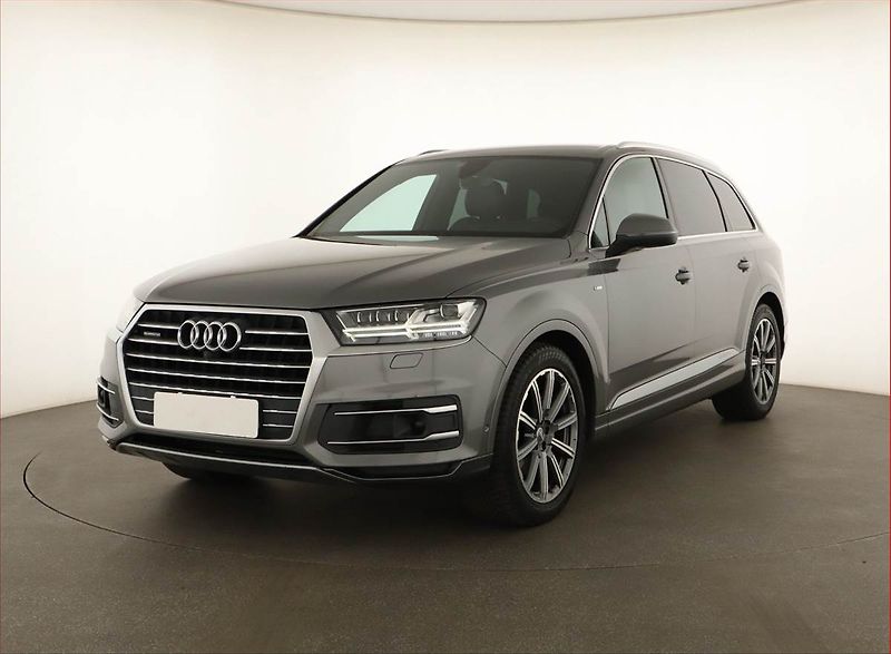 Audi Q7 (2017) S-Line 3.0 TDI - fotka 2 z 20