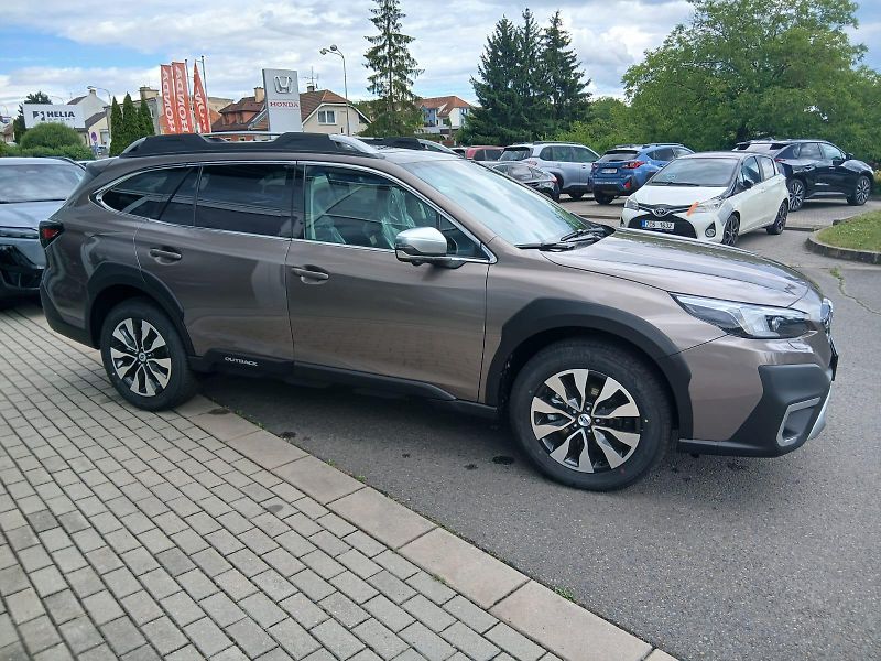 Subaru Outback (2025) 2.5i-S TOURING  *NOVINKA* - fotka 6 z 10