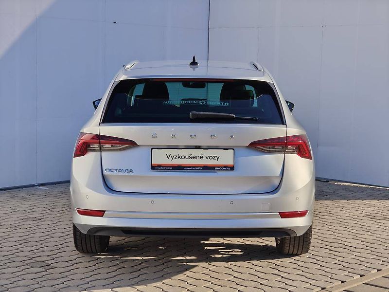 Škoda Octavia Style 7DSG 2,0TDI - fotka 22 z 23