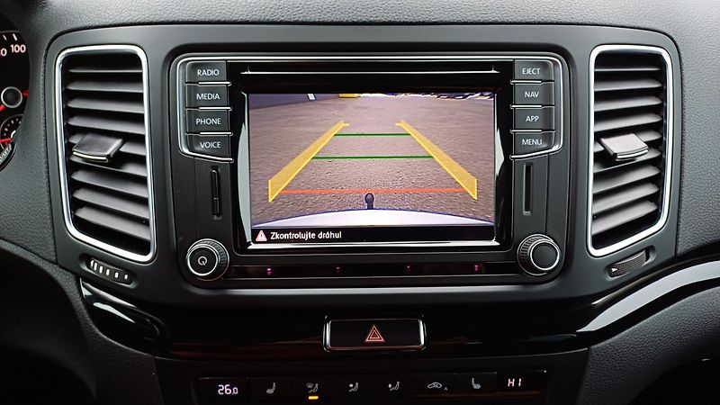 Volkswagen Sharan 2.0 TDI 135kW 4Motion HIGHLINE - fotka 47 z 50