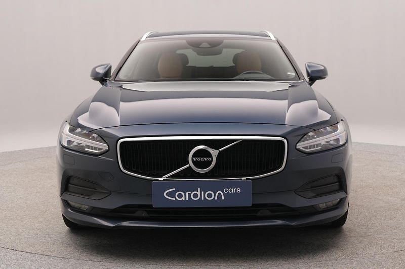 Volvo V90 D4 MOMENTUM PRO POLESTAR AUT - fotka 15 z 47