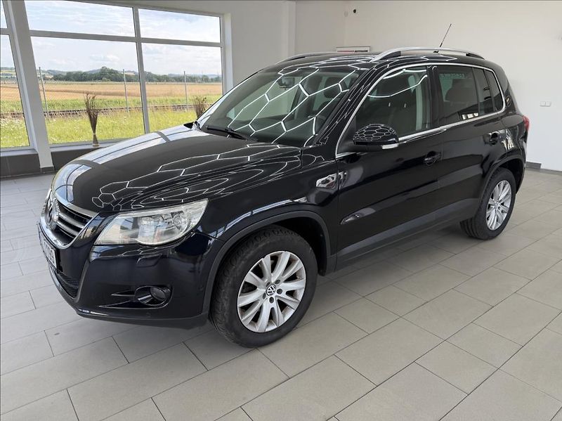 Volkswagen Tiguan 2,0 TDI,DSG 4Motion,Sport,CZ - fotka 1 z 24