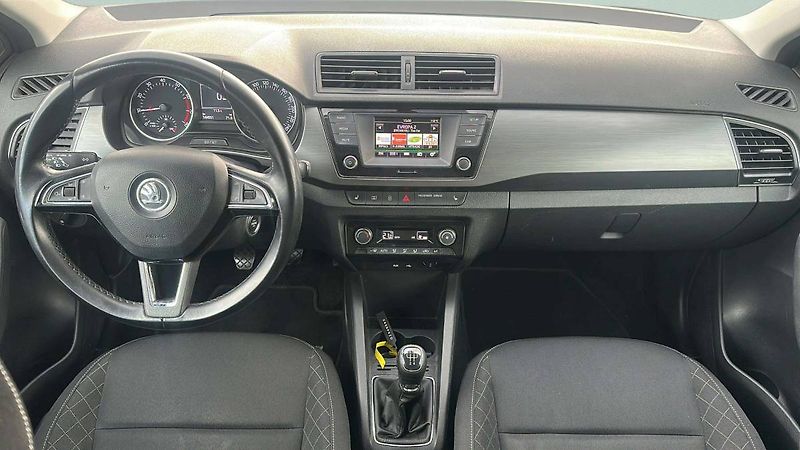 Škoda Fabia Combi Style Plus 1,2 TSI 66 kW - fotka 5 z 25