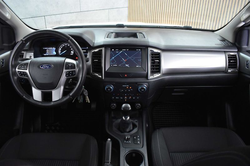 Ford Ranger 2.0 XLT*Naviják*4x4*TAŽNÉ*ČR 1 - fotka 7 z 46
