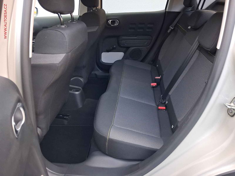 Citroën C3 (2022) 1.2 PT C-Series, AC, LED - fotka 10 z 16