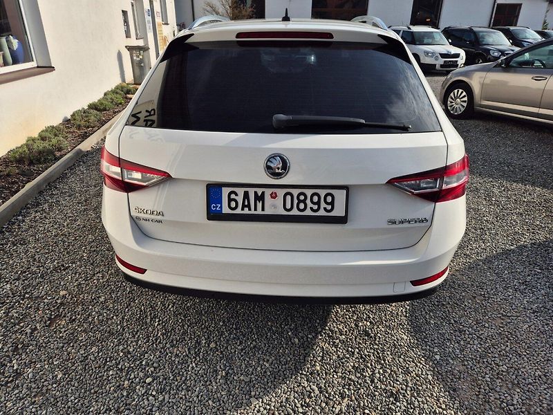 Škoda Superb (2017) 2.0 TDI Navi,Xenony,TOP - fotka 5 z 42