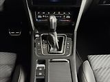 Volkswagen Passat 2,0 TDi  DSG R-Line LED Assist - náhled 18