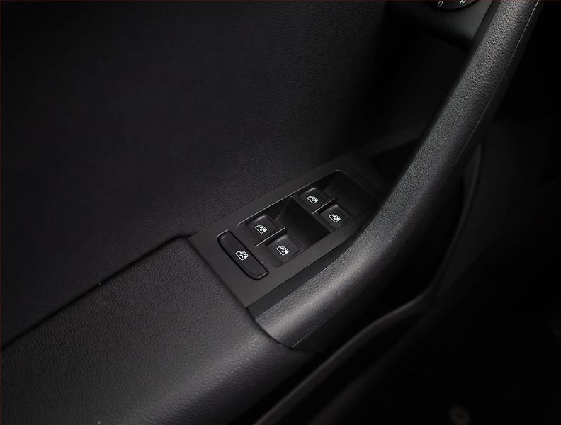Škoda Octavia (2017) RS 2.0 TDI 4x4 DSG, 4X4 - fotka 18 z 21