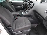 Peugeot 5008 (2014) Active Pack 1.6 HDi, Automat - náhled 9