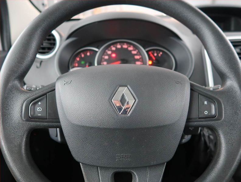 Renault Kangoo (2021) 1.5 dCi, 5Míst, ČR, 1Maj, DPH - fotka 14 z 19