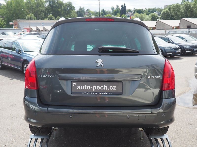 Peugeot 308 (2013) 2.0 HDI, SW BusinessLine, AT - fotka 3 z 33
