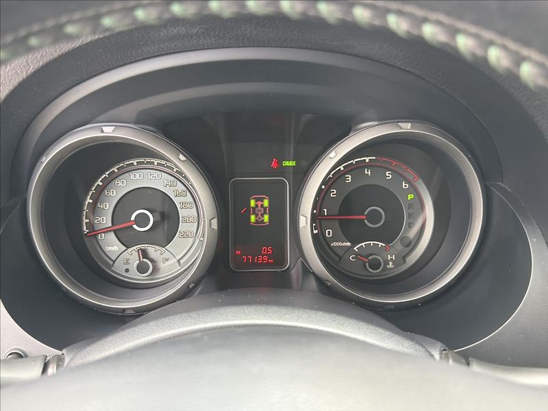 Mitsubishi Pajero 3,2 DI-D ČR SERVIS NT - fotka 12 z 30