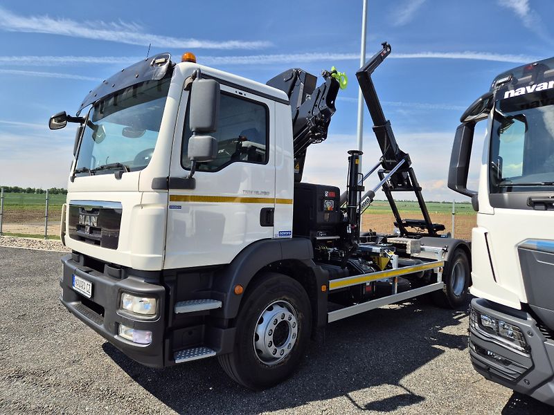 MAN TGM 18.290 RUKA HIAB + KONTEJNER  - fotka 2 z 14