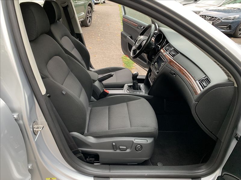 Škoda Superb 1,8 TSI - fotka 12 z 17