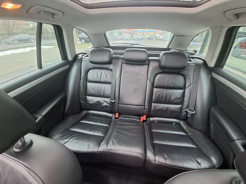 Škoda Superb (2011) II,2.0 TDI,125kW,1 maj - fotka 15 z 19