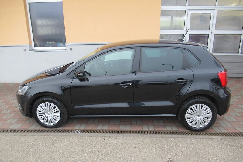Volkswagen Polo 1.0 MPi AUT. KLIMA  NAVIGACE - fotka 6 z 26