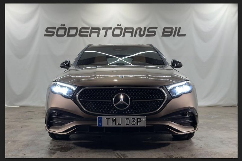 Mercedes-Benz Třídy E 300 e AMG Ambient - fotka 3 z 24
