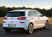 Hyundai i30. Výbava Trikolor (-105 000 Kč) na 329 990 Kč