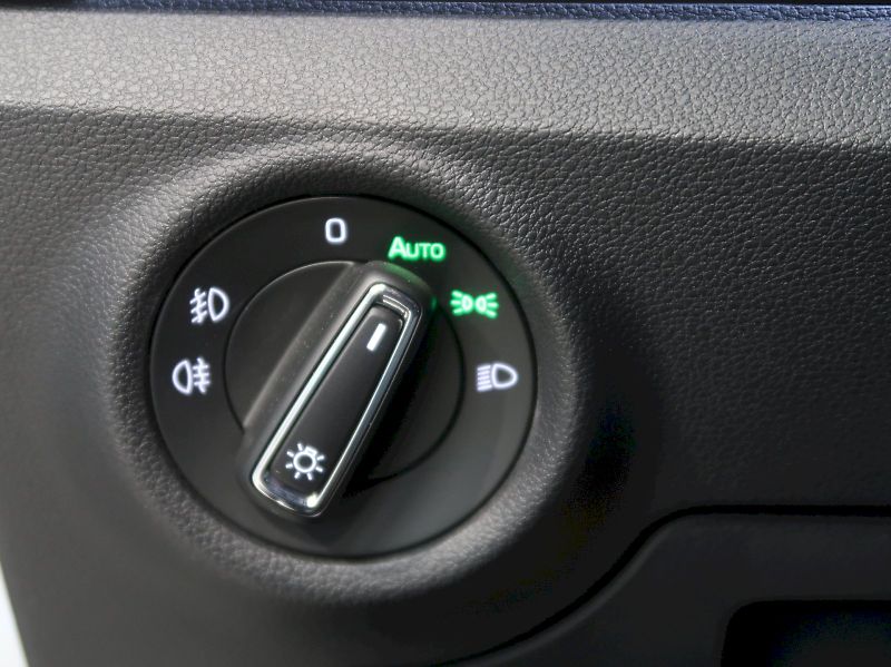 Škoda Kamiq (2021) STYLE 1.0TSI 81KW LED CZ TAŽNÉ - fotka 34 z 38