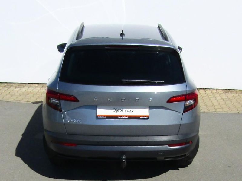 Škoda Karoq AmbitionPlus Drive 125let 1.6 - fotka 11 z 29