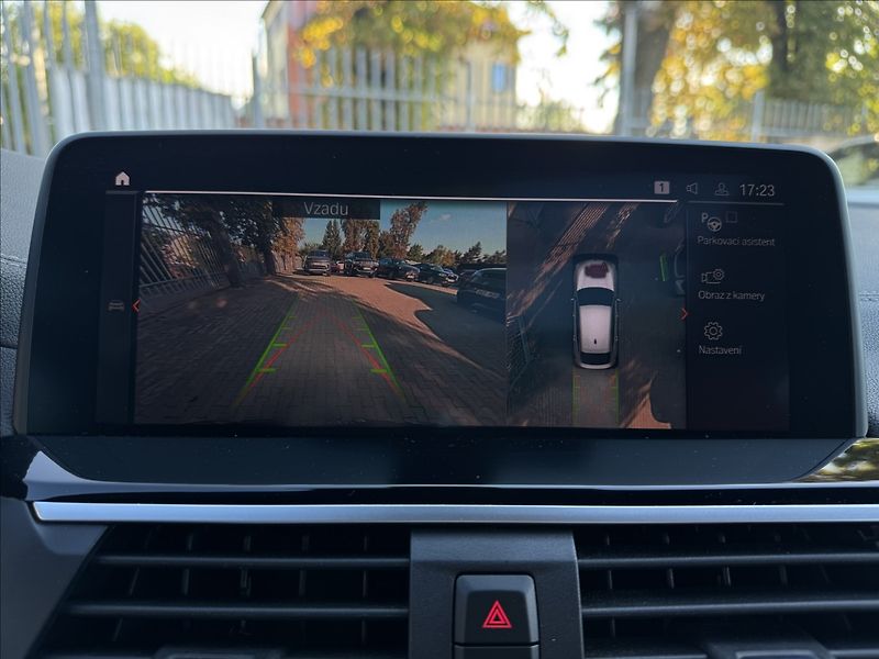 BMW X4 M40i - fotka 23 z 36