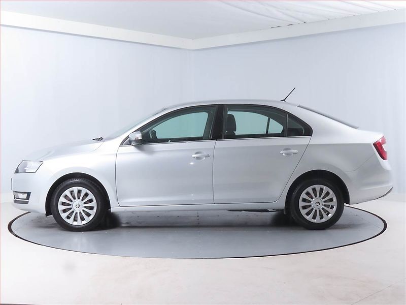 Škoda Rapid (2019) Style 1.0 TSI, Serv.kniha - fotka 3 z 14