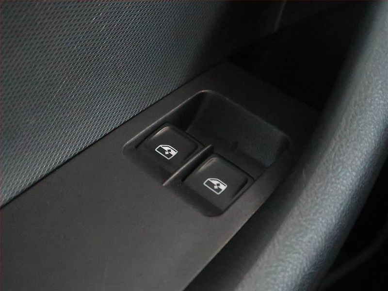 Škoda Rapid (2015) Spaceback 1.4 TSI, Automat - fotka 15 z 15