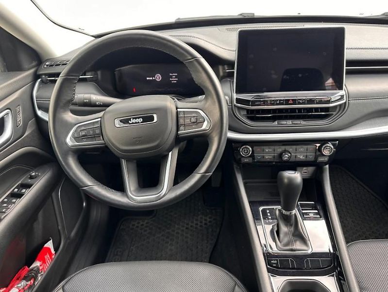 Jeep Compass (2023) - fotka 12 z 14