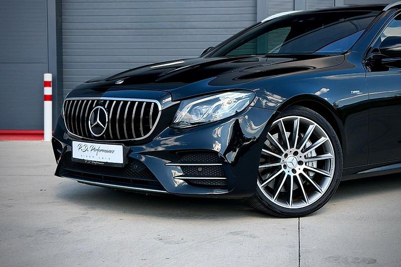 Mercedes-Benz Třídy E (2018) Mercedes-Benz E 53 AMG 4Matic+ - fotka 3 z 52