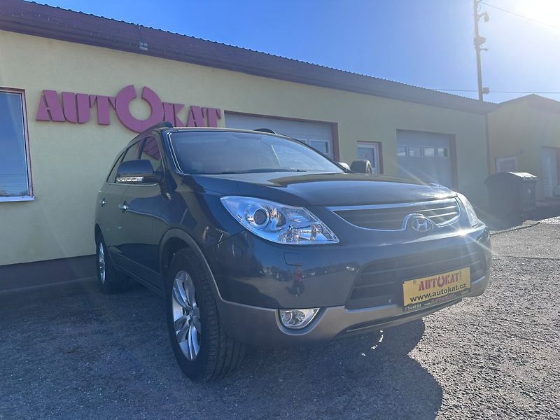 Hyundai ix55 3.0CRDi V6 4x4/7-míst/Výhřev - fotka 1 z 39