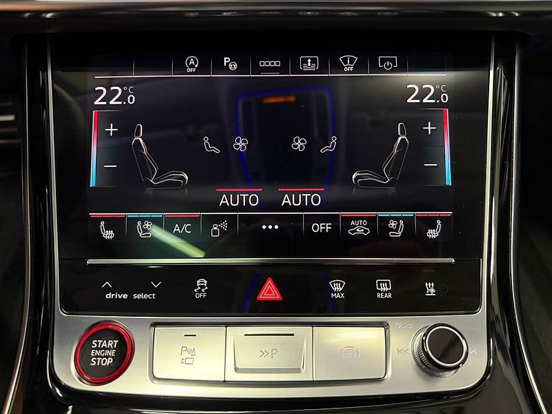 Audi S8 TFSi QUATTRO, MASÁŽE, B&O ADVA - fotka 29 z 42